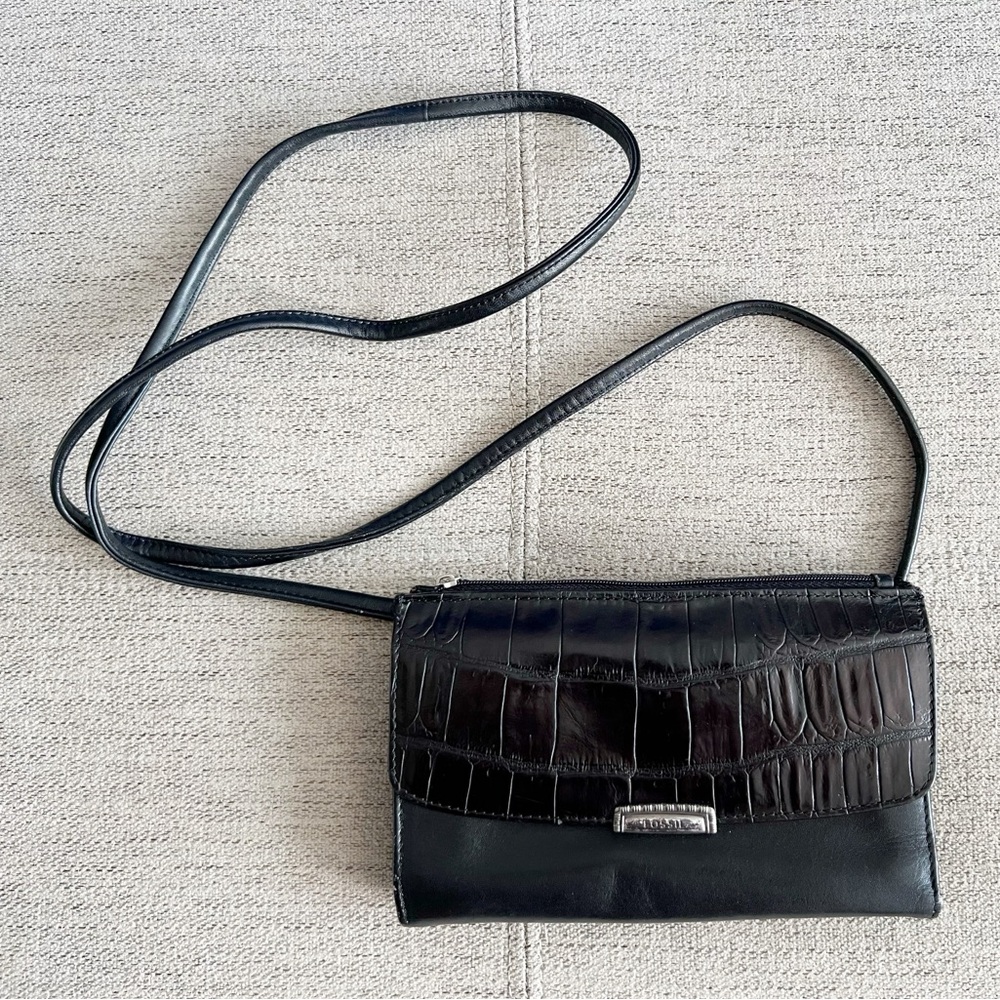 FOSSIL Black Leather Vintage Tri-Fold Wallet/Purse Crossbody Embossed Croc
